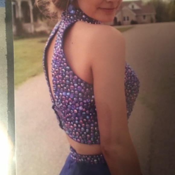 Royal blue Sherri Hill gown 0 - Picture 4 of 5